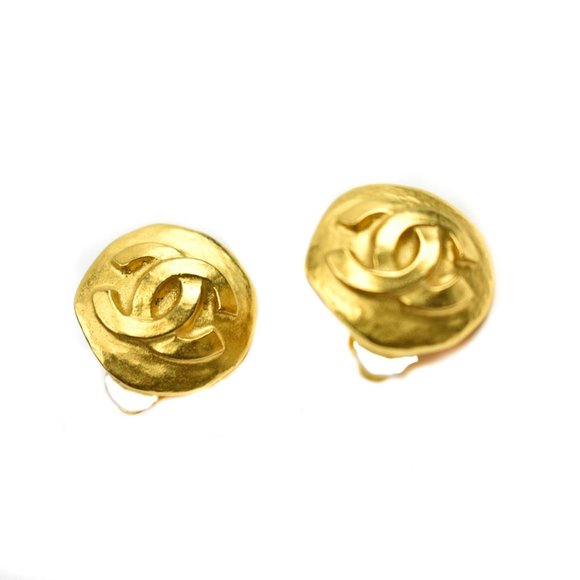 CHANEL Jewelry - CHANEL: Gold, Metal & "CC" Logo, Earrings